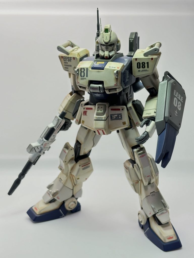 古いMGですがマッシブで若干短足に見えますがプロポーションは無骨な感じがカナリ好みです。