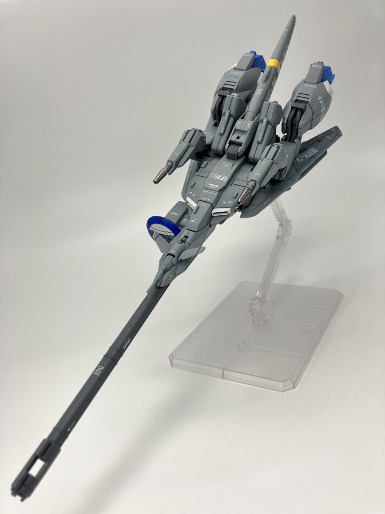 両翼を畳んでジ•オに凸撃🚤