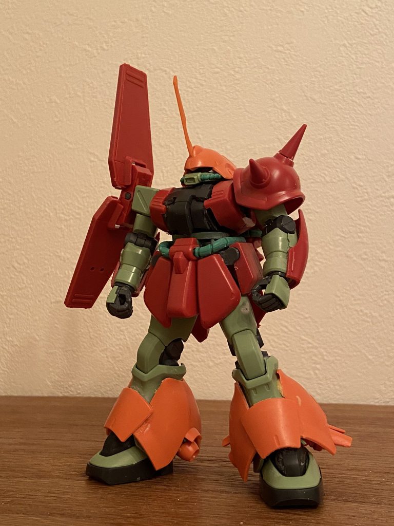 組み合わせている最中の画像です。ミキシング製作では、何気にこうした各部品の出自が丸わかりの時の方が良く見えてしまってテンションが上がるのは私だけでしょうか……