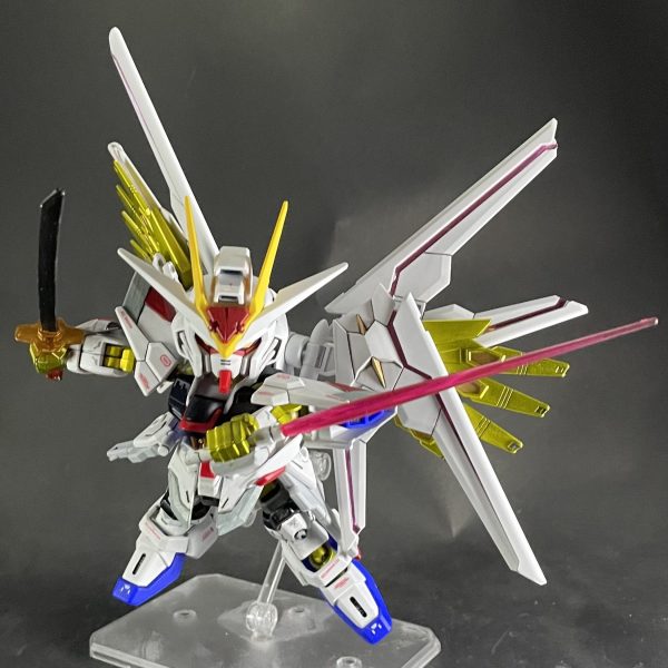 SDガンダム クロスシルエット マイティーストライクフリーダムガンダム