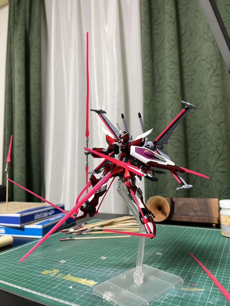 ブレードアンテナは弐式と差別化する為にシルバーに塗装しています。