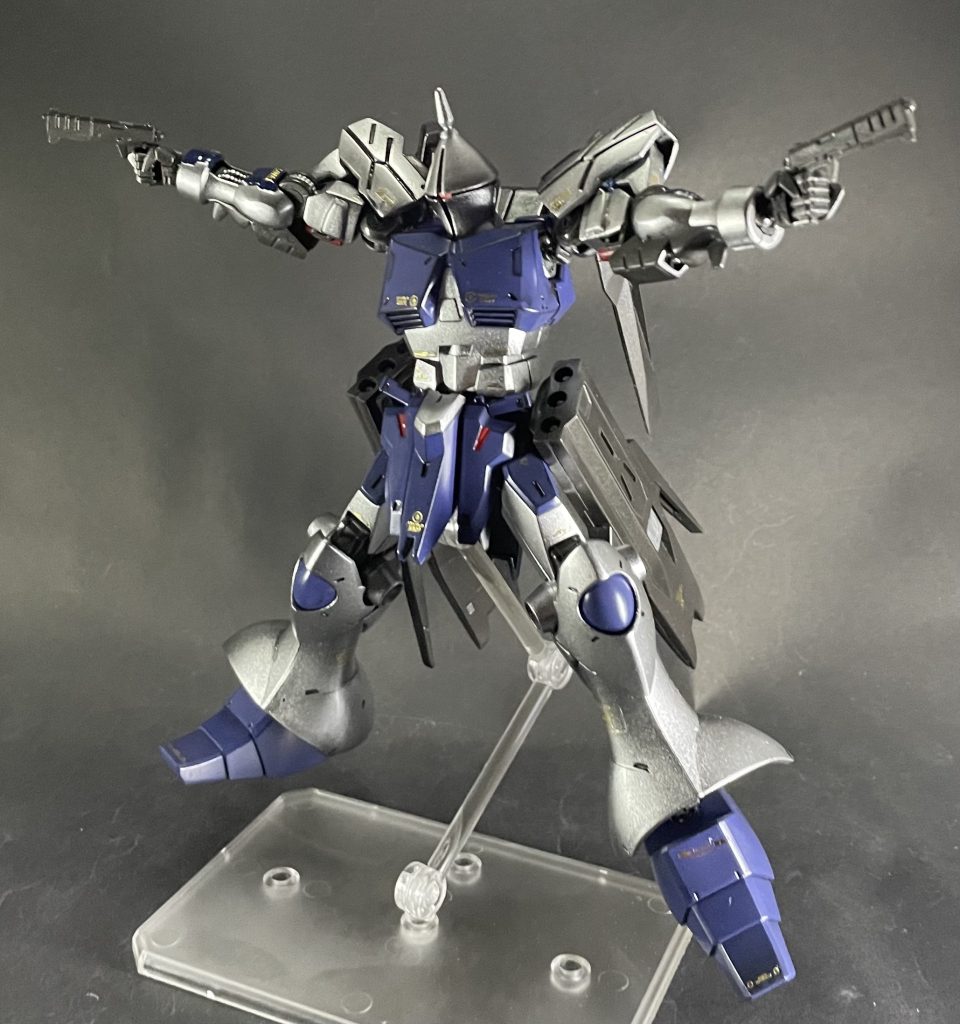 腕と腰はヴィダール、後はほとんどギャンで作りました♪