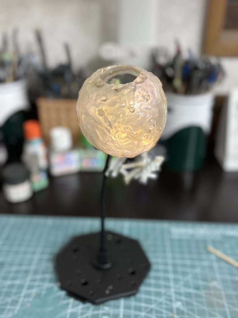 FRPを筆塗りします。