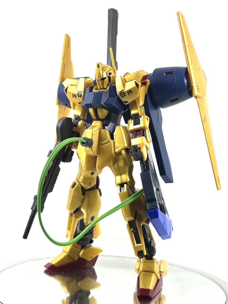 グリプス戦役後半、百式の攻撃力向上を目指す為アーガマ艦内で現地改修した百式改