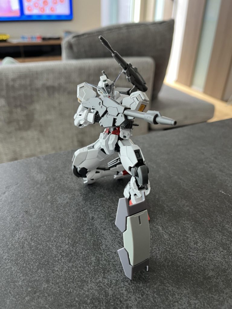 当初のミキシング案水星キットでまとめるつもりでしたが、陸戦っぽさに欠けたので武装を変更することにしました。