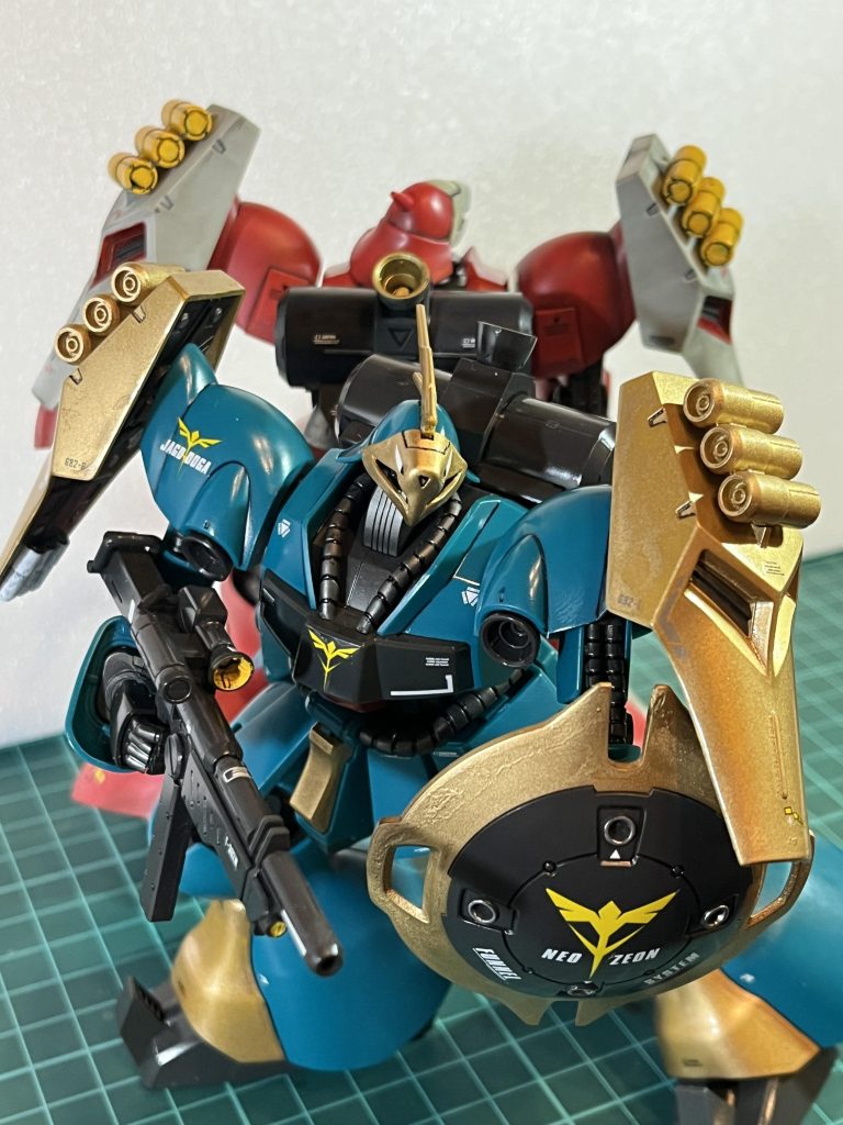 ヤクト・ドーガ(クエス機)と共演