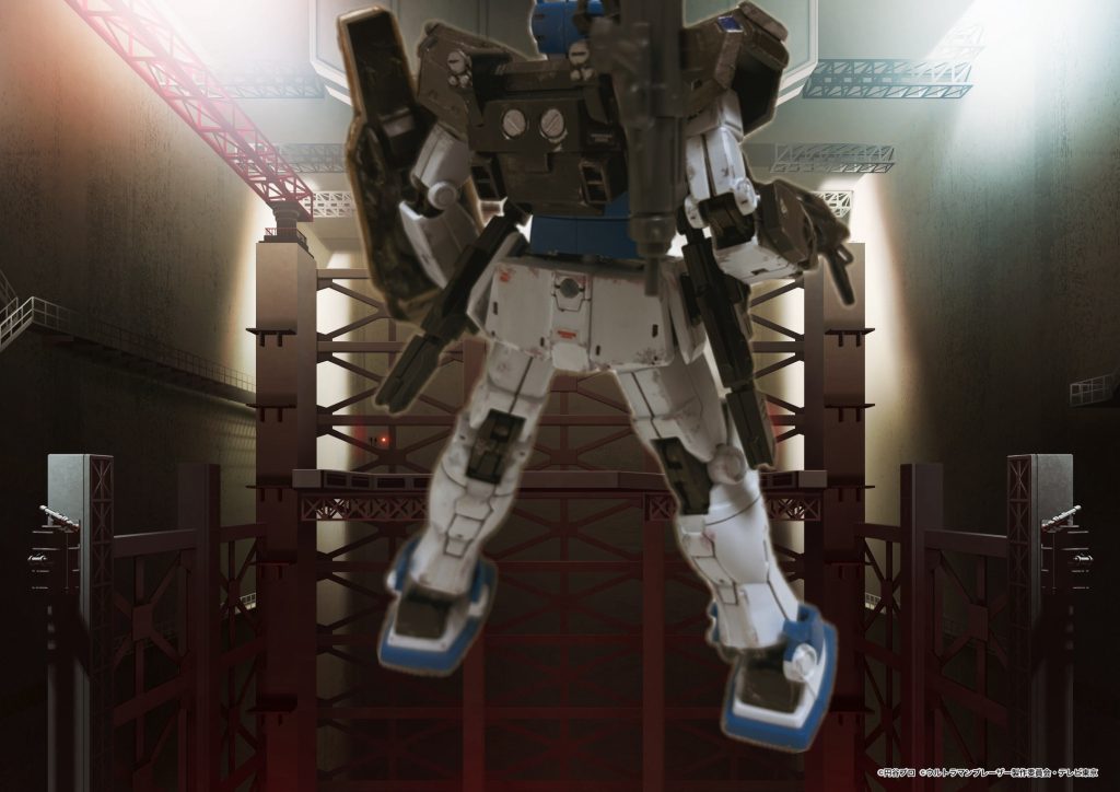 背面バックパック側面に色々マウントできます。