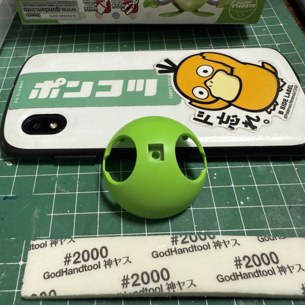 ひたすらやすり…そぅ！ピッカピカのために！写真の限界があるため途中割愛(笑)400,600,800,1000,2000,4000,6000,8000,10000,コンパウド仕上目黒い線をいれてはひたすらこする！ピッカピカのために！！（4枚目）