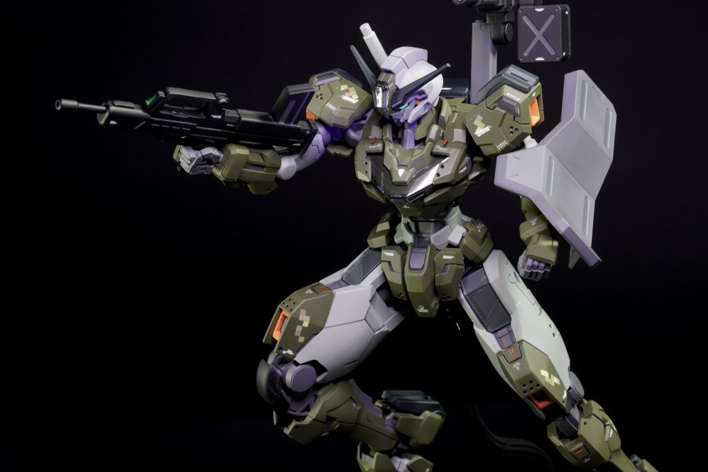 キャリバーンってエアリアル改修よりさらにエッジの効いた角ばったデザインになっていてかっこいいですよね!過去に1個はパーメットスコア5カラーにてストレート制作しておりますのでよかったら見てくださいね