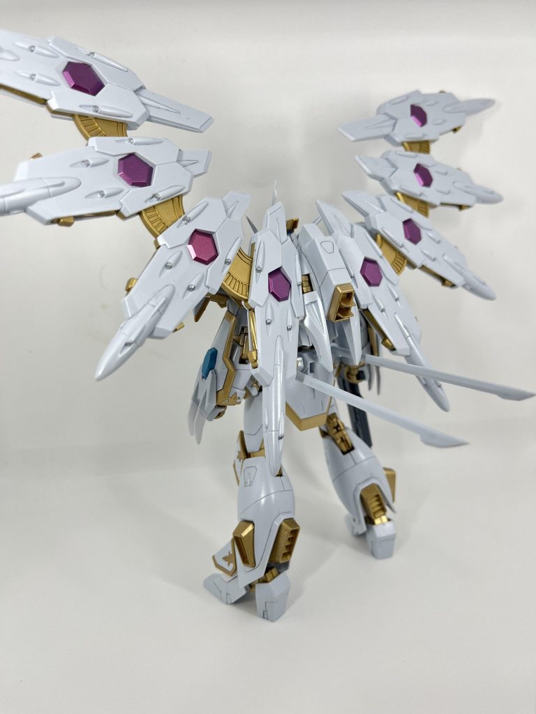 大量の同じ形のドラグーンの合わせ目消しをするのは心が折れたのでしていません笑