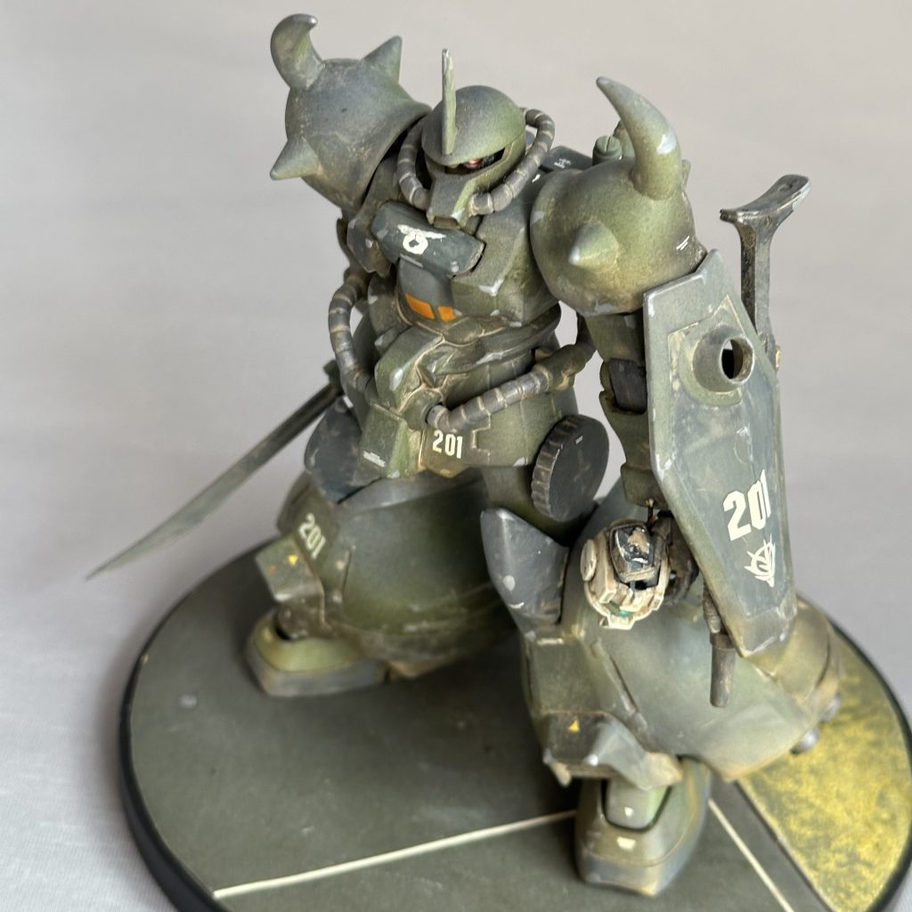 ヤーコブ大尉は「バニシングマシン」17話以降の主役ですから、「主役機コン」に出陣です。前半のシンプルな状態の方が好きなので後半の魔改造された状態ではなくこの形としました。ゆえにエクスキャリバーも未受領です。