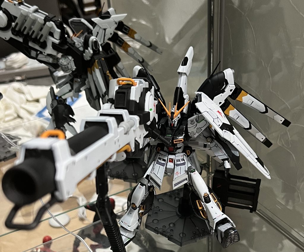 今回初RGでしたが、部品が細かすぎて塗装が大変ですね🥲