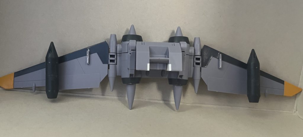 最初のあたりで言っていた飛行ユニットもキットそのまんまを使ってます。