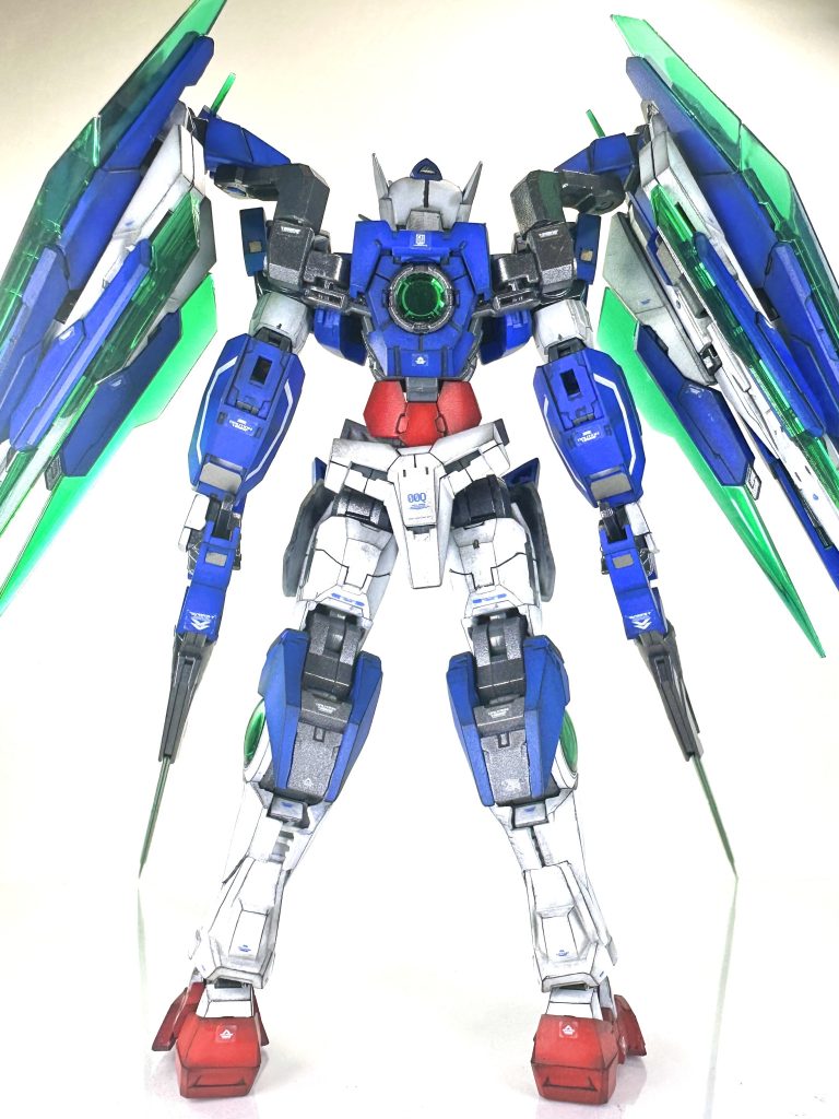 背面素立ち。ふくらはぎパーツを改造したら歪んでハマらなくなりました…