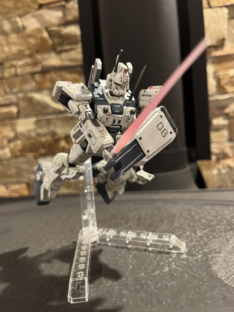 最後にビームサーベルで突撃ポーズ! 最後までご視聴いただきありがとうございました♪よければ他の作品もみてくださると嬉しいです♪(๑ᴖ◡ᴖ๑)♪