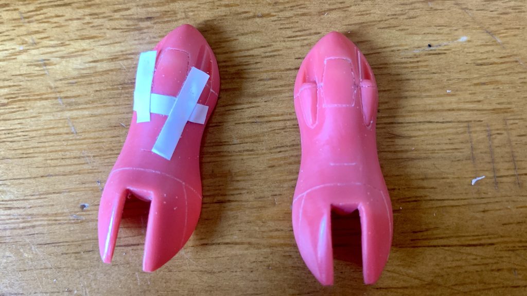 昔のキットなので、密度を上げるためのディテールやスジなんてものは存在しません。そのためスジボリはわりと多めに追加しています。おかげ様でスジボリの技術レベルが1上がりました。テレレレッテッテレー。