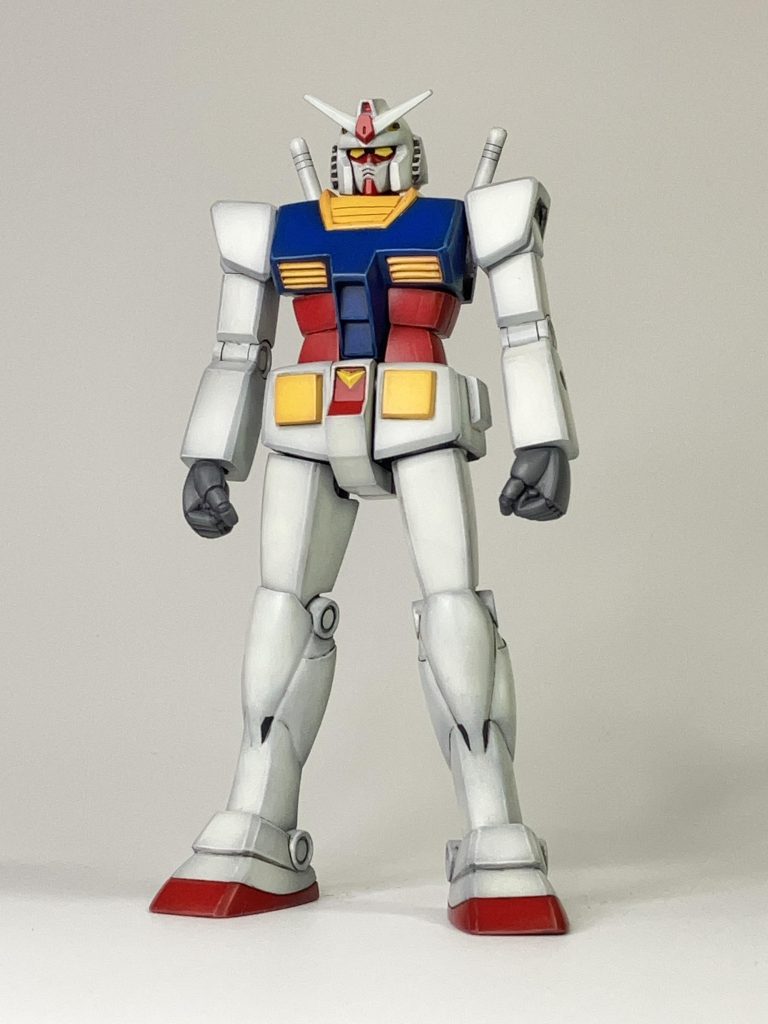 正面アニメの目が大きい時のガンダムをイメージして作りました