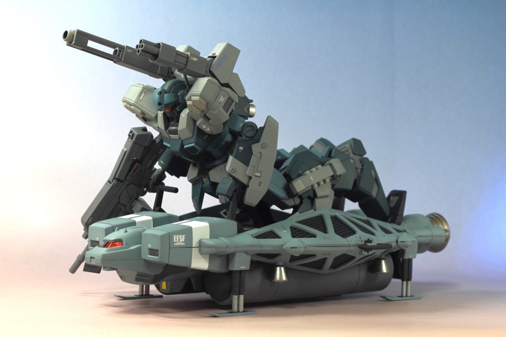 乗せて光らせるとこんなかんじ。