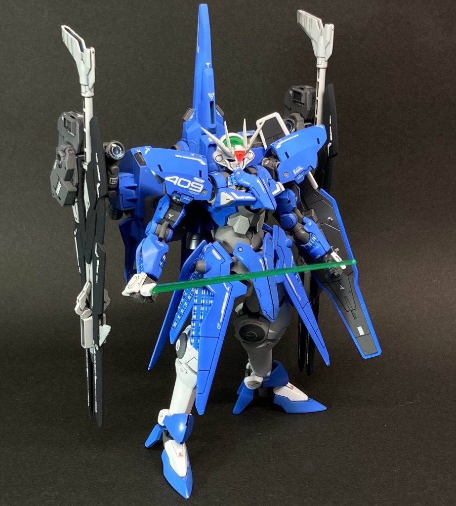 設定について・・・ 第12期新型MS配備計画において、チームSunny place(日向の意)に約30機が配備されたこの機体は、以前から何度か採用されているポータント系列の新型機である。最大の特徴はMS初のASS systemの実装である。ASSとは「Absolute Sixth Sense」つまり「絶対的第六感」の略称であるがシステムの詳細は後述する。また、バックパックの専用ハンガーラックに大型多用途火器を装備していることも特筆すべき点である。前回の「HONEYdew攻略戦」で初の大規模作戦参加となった4期生パイロット達が期待値以上の成長を見せたことで、上層部が高性能機の配備に踏み切った言われているが、あくまで噂ではある。ちなみに機体ナンバー409から、この機体は4期生パイロットの藤嶌果歩の乗機であることが確認できる。(・・・っていう妄想設定)