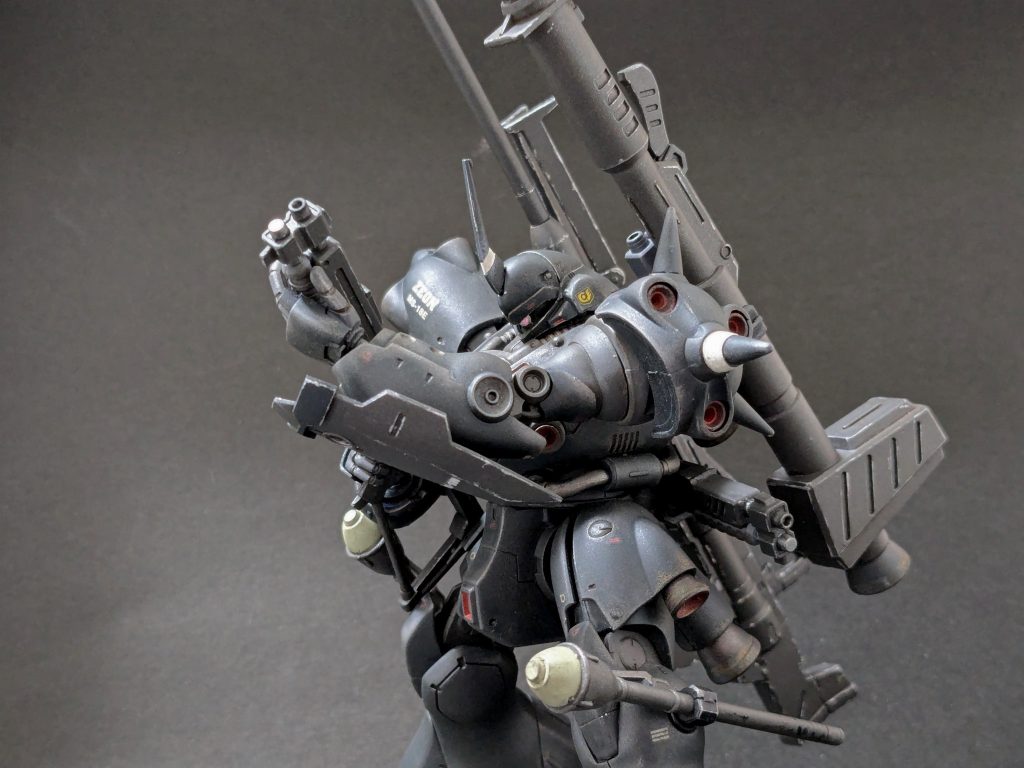 やはり絵になるショットガン。