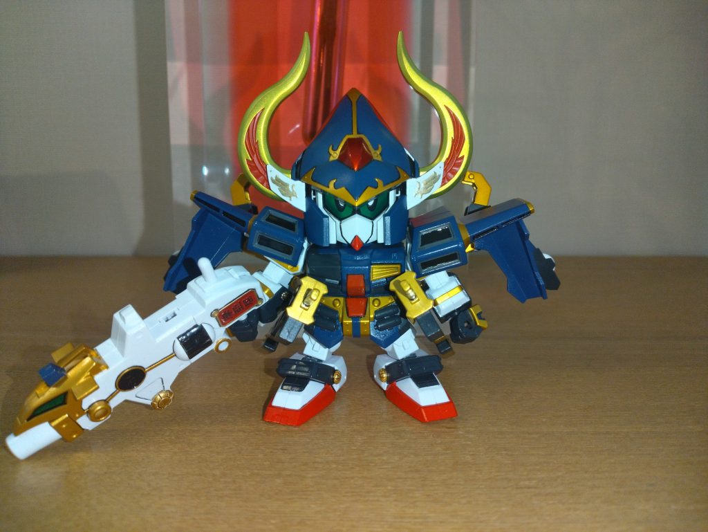 遂に武器も完成！！実に長かった…エアブラシと筆塗りで何とかできました〜(zaku-kao2)でかいですが見応えありますね   