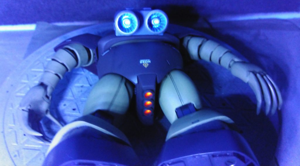 バーニヤも蛍光塗料で光ります。