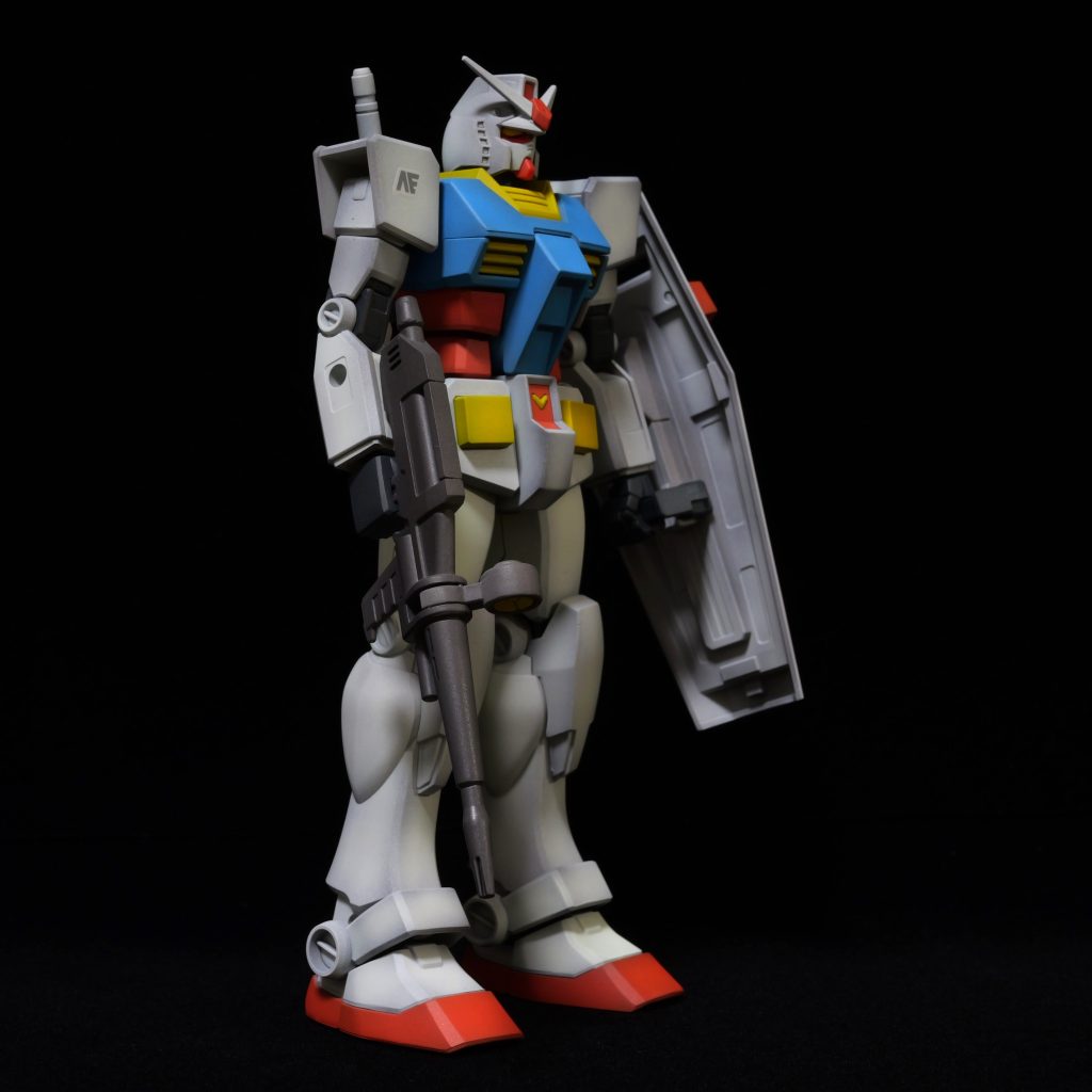 EG ガンダム 1/144–3枚目/制作者：ギレンシデン