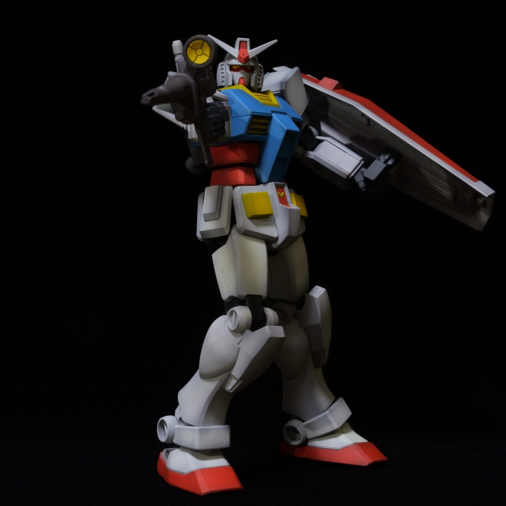 EG ガンダム 1/144–2枚目/制作者：ギレンシデン