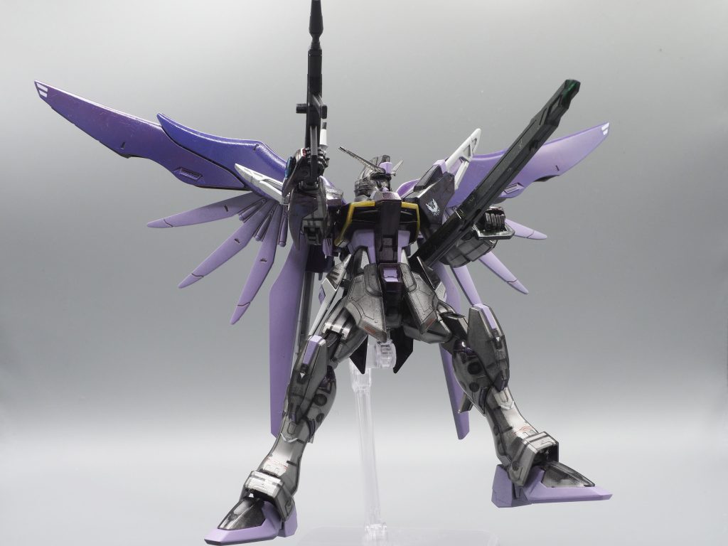 Amazonで見つけたライフリ用デカールでドレスアップし、最後に水性プレミアムトップコート(光沢)を吹きました。