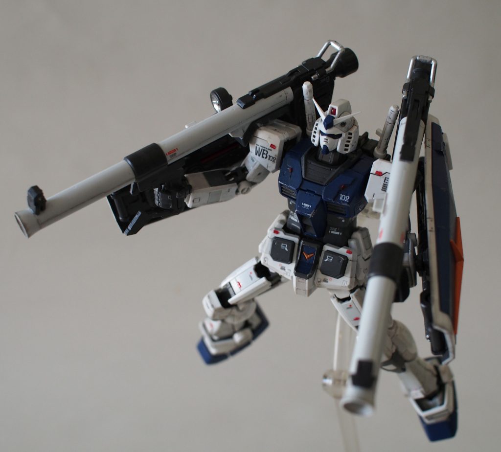 バズーカ2丁持ち。