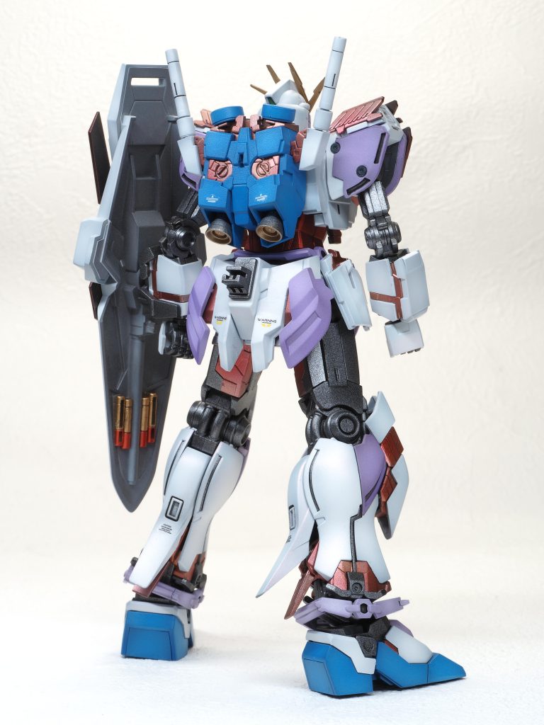 紫と青はそれぞれハイライト白のあとクリアー青やクリアー紫で塗布したけど加減がわからずハイライトが消えてしまいました。(再度ハイライト白を塗布しそれぞれ再クリアーをしました。)