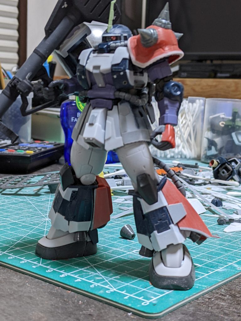 制作途中です。スカートとスパイクアーマーは、hgジョニーライデンの物を、加工してます。