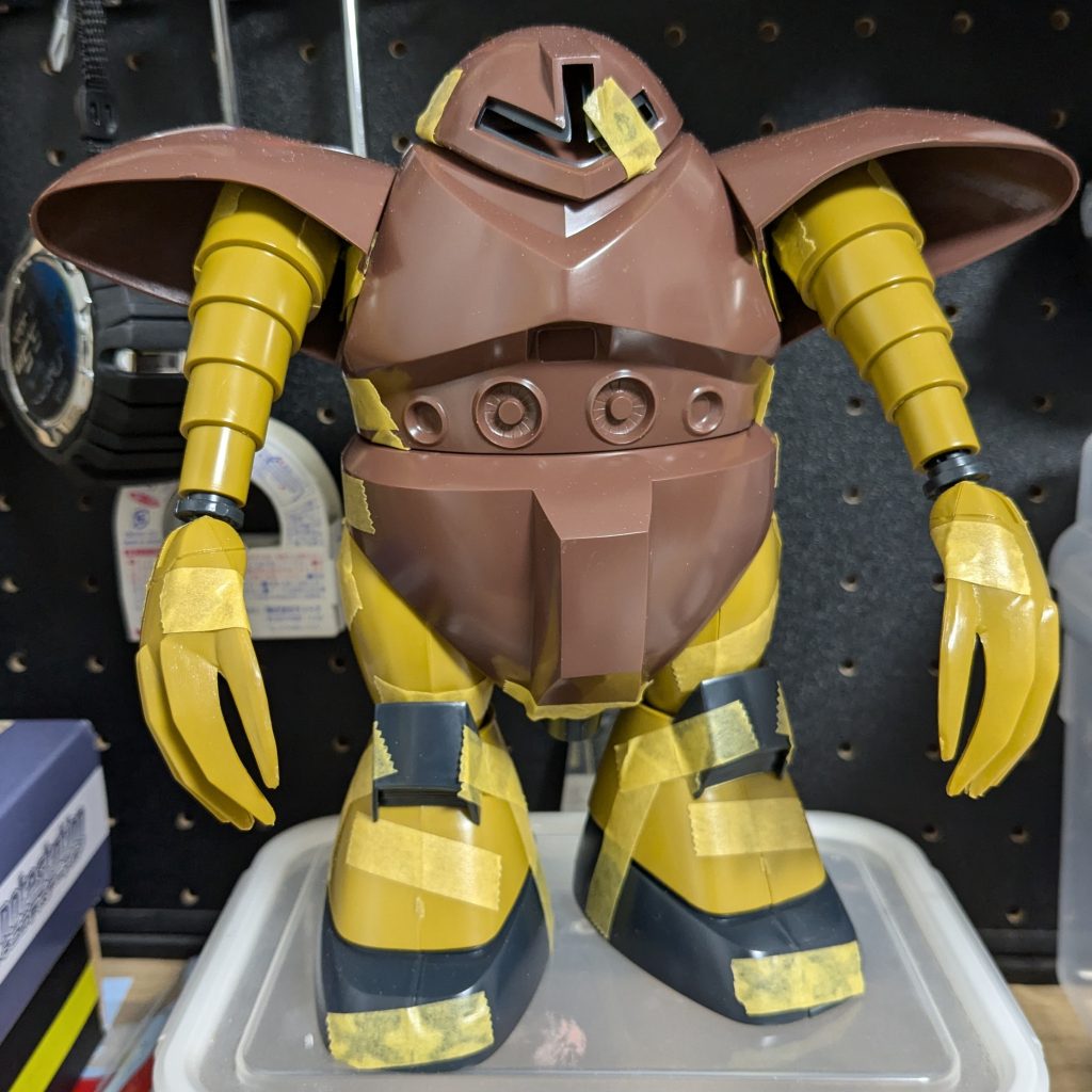 仮組み直後。しだれ柳のよう。