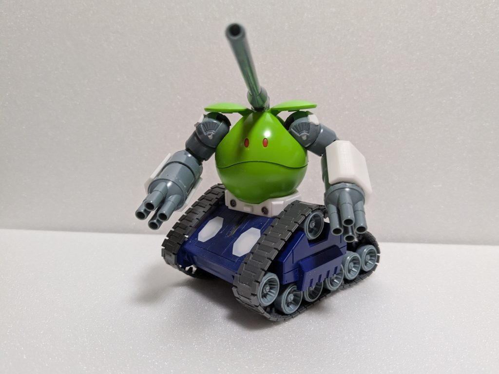 腕は割と元のパーツ流用することで簡単に接続できました。腰回りは新規で作成しました。ここから（よく考えたら人生初の）全塗装＋初ウェザリングでした。下が稼働機構の説明動画です。壊したガンタンクが無駄にならずによかったと一安心です。