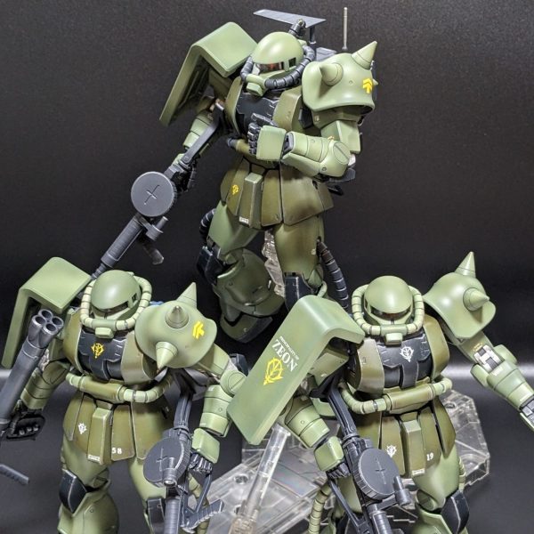 MG ザク2　3機制作