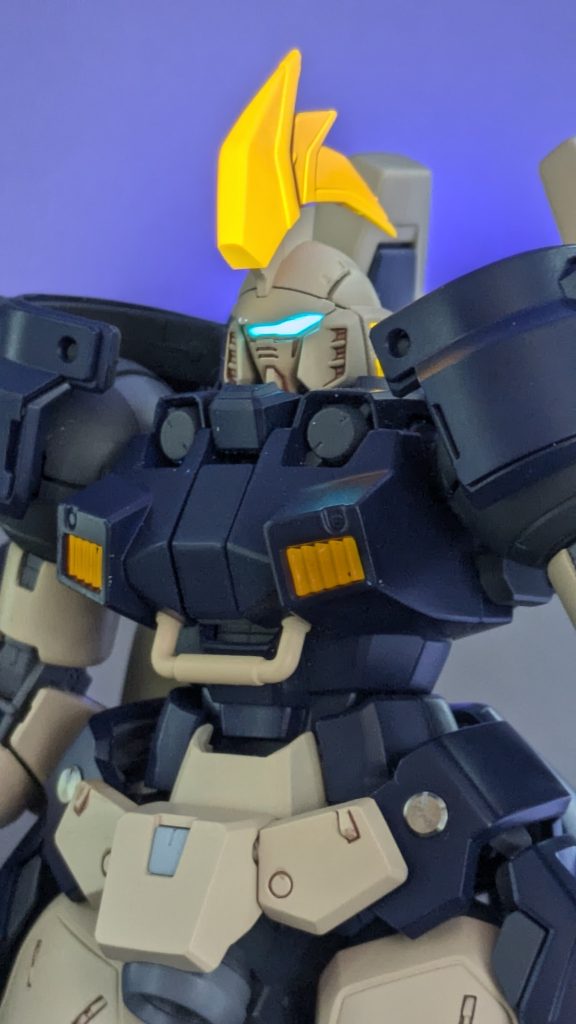 カメラ部にはGXメタルグリーンに蛍光グリーンをブレンドしたもんを吹き付けてます。