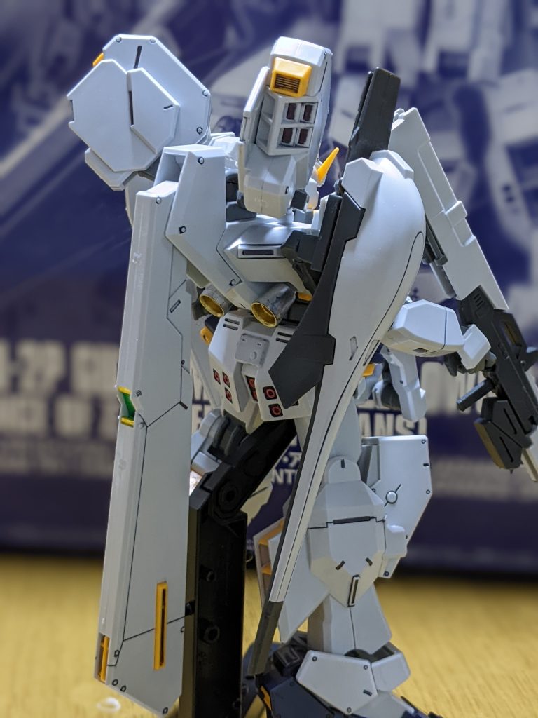 トライ・ブースターユニットはHGUC №69 ヘイズル2号機で手に入れることが出来ます。このバックパックを用いた形態はまだいろいろあるのでまた素体が出来たらアップしたいですね。