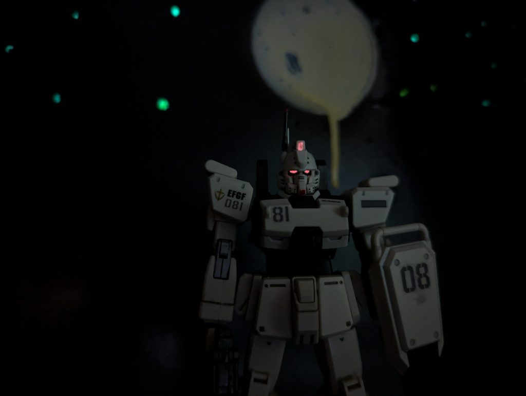 ガンダムEz８　初蓄光塗料使用–5枚目/制作者：divein67