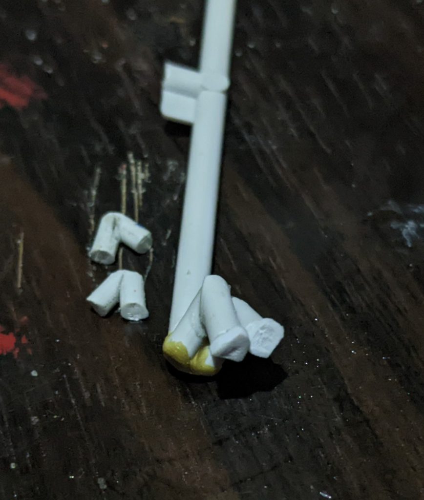 製作中のエリクトです。ガンプラのランナーで造ってます。けしてパーメットスコアのデータストームの後遺症でミョ〜ンってなってるわけではありません(笑)