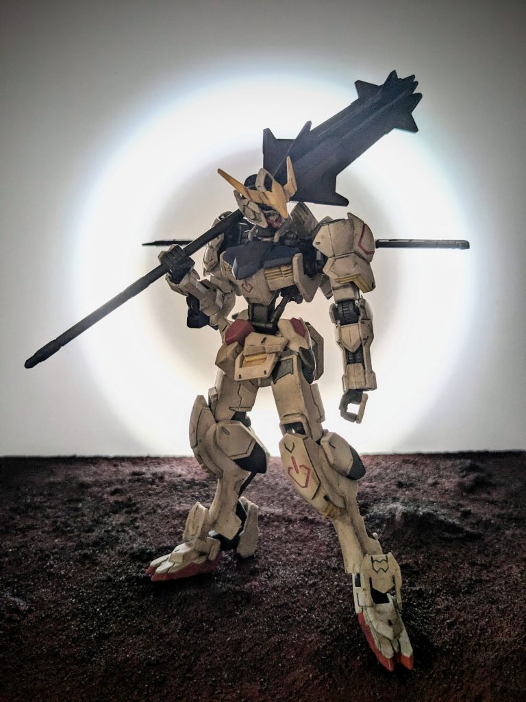 菅原文太さんや高倉健さんのイメージの立ち姿をイメージして。