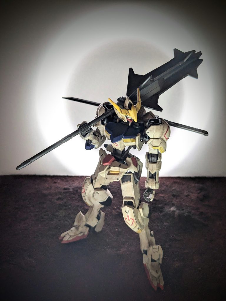 せっかく作った100均ジオラマも映るように別角度から。