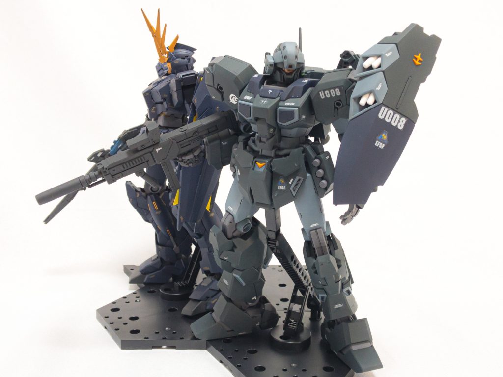 ジェスタはユニコーンタイプの随伴機という事でこの想定された運用形態で並べたかったのです。