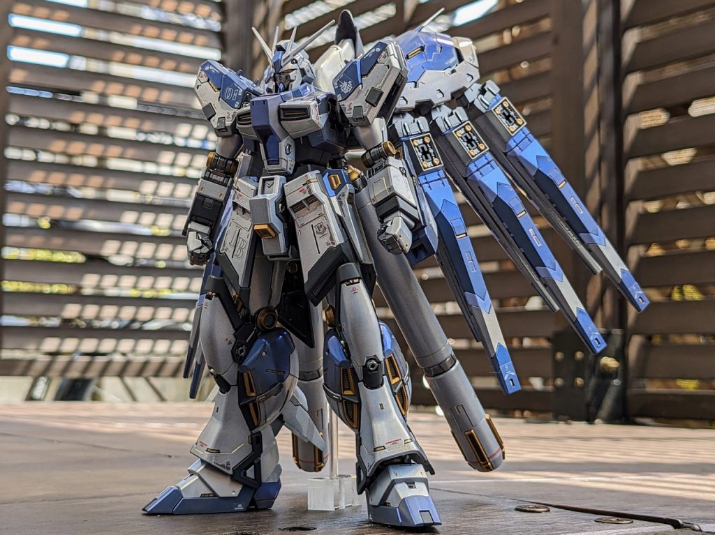 最後に自然光で。ウチのウッドデッキは、なかなかのスタジオになります。最後まで見ていただき、ありがとうございました。