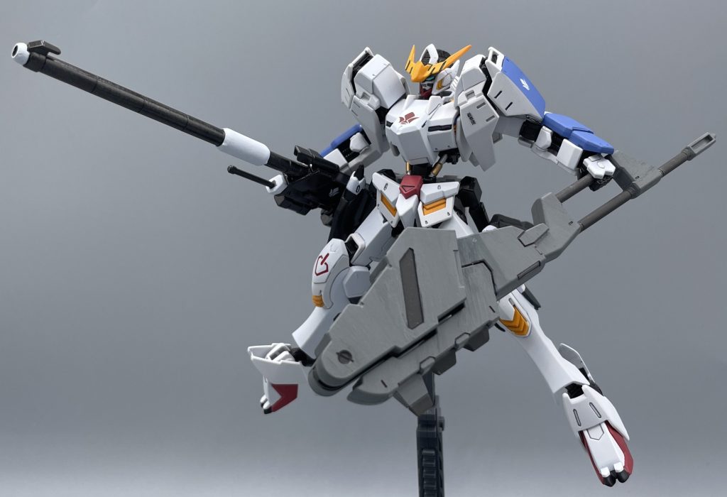 滑空砲装備　第６形態では使用していませんが、バックパックは共通なので、ばっちり装備出来て、しっかり似合います。