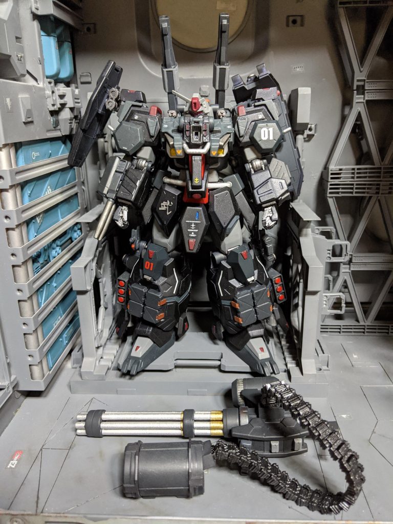 その後リックは部隊のマーキング焼失を察知して救援に来た舞台に救助され、落ち着くのを待って事情聴取を受け、その場で今回の経緯を大まかに聞くことができた。オールズモビル…それが仲間と彼女を奪ったもの、そしてあの赤と紺のザクが…リックは自分の中にこんな激しい感情があるのを初めて知った。仲間と彼女の最後に見た顔がちらつく…「酬いを…受けさせてやる」オールズモビル掃討作戦が立ち上がった時、真っ先に誰の手が上がったかを言う必要はあるまい。