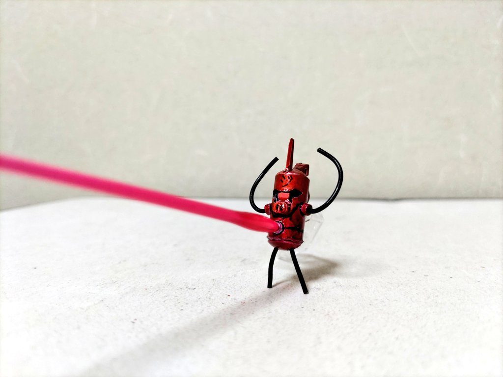 腹からビーム出ます