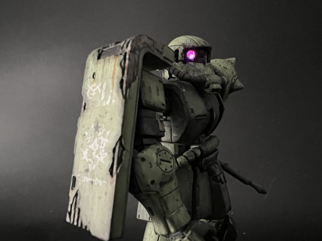 HGUC1/144 ドアン専用ザク 【プチLEDエディション】–2枚目/制作者：OYAJIN