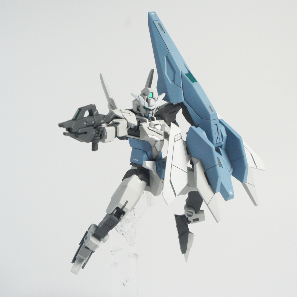 試験用コアガンダム GBN内において疑似GUNDフォーマットを使用するために作られた試験用コアガンダムで正式にロールアウトするかわからないため機体の配色はグレーを基調としている。