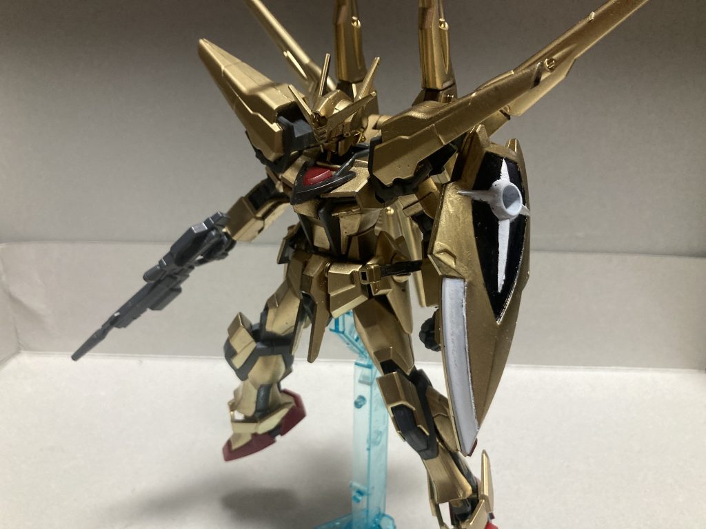 武器類はHGのまま塗装してます。