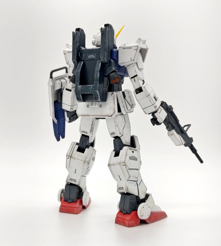 MG陸戦型ガンダム–5枚目/制作者：ユッキー